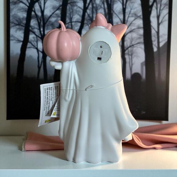 Halloween Light up ghost with pink bow holding pumpkin. New - Picture 4 of 6